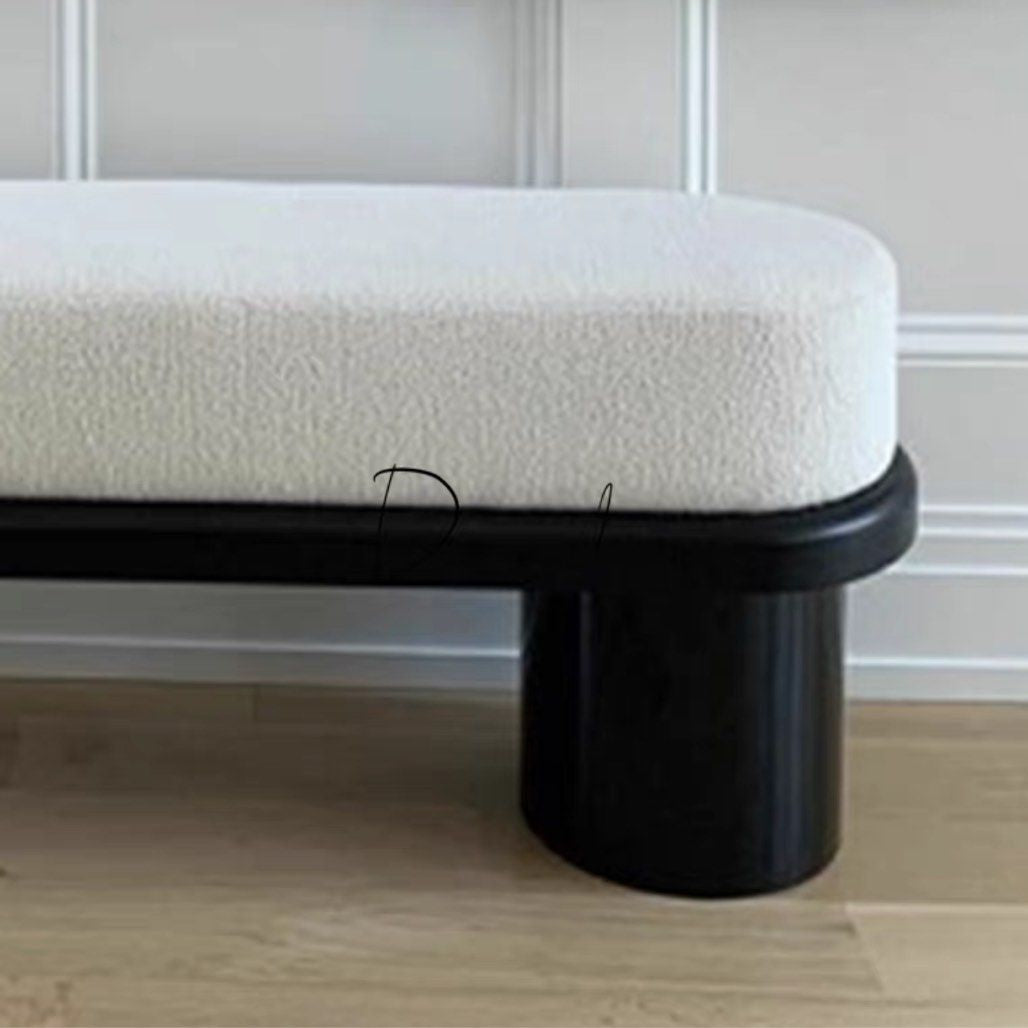 JENSEN Modern Boucle Bench