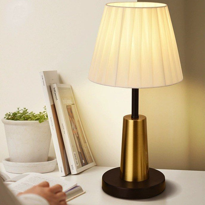 YANGS Modern Table Lamp