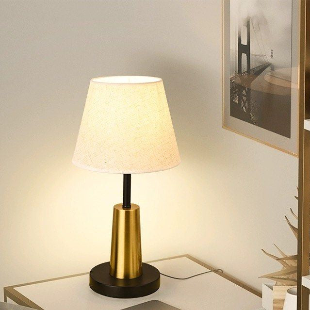 YANGS Modern Table Lamp