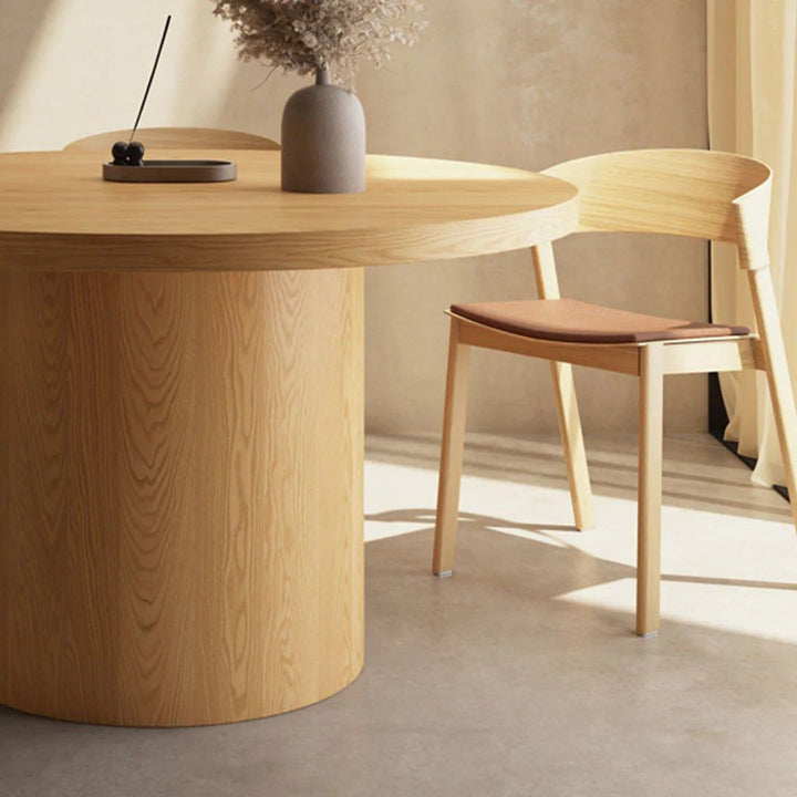 LOFF Modern Round Solid Wood Dining Table