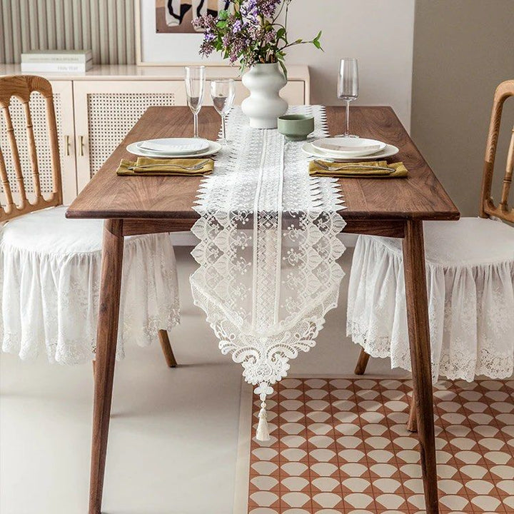 ZANN Lace Table Runner