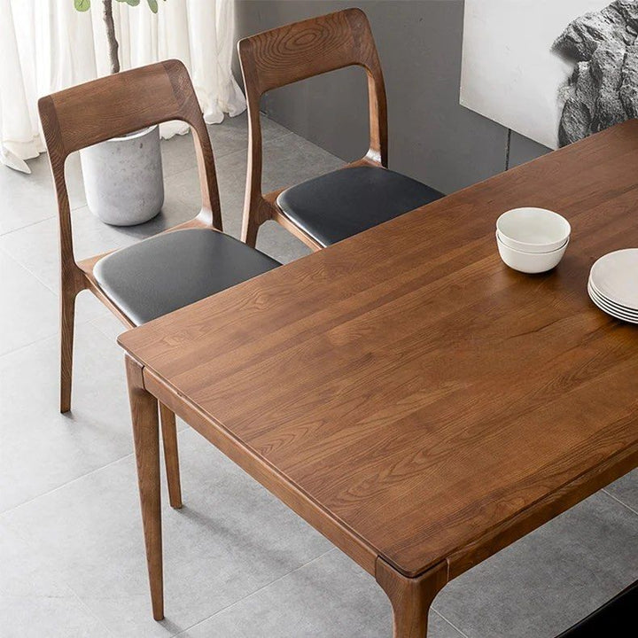 ZERIYA Dining Table