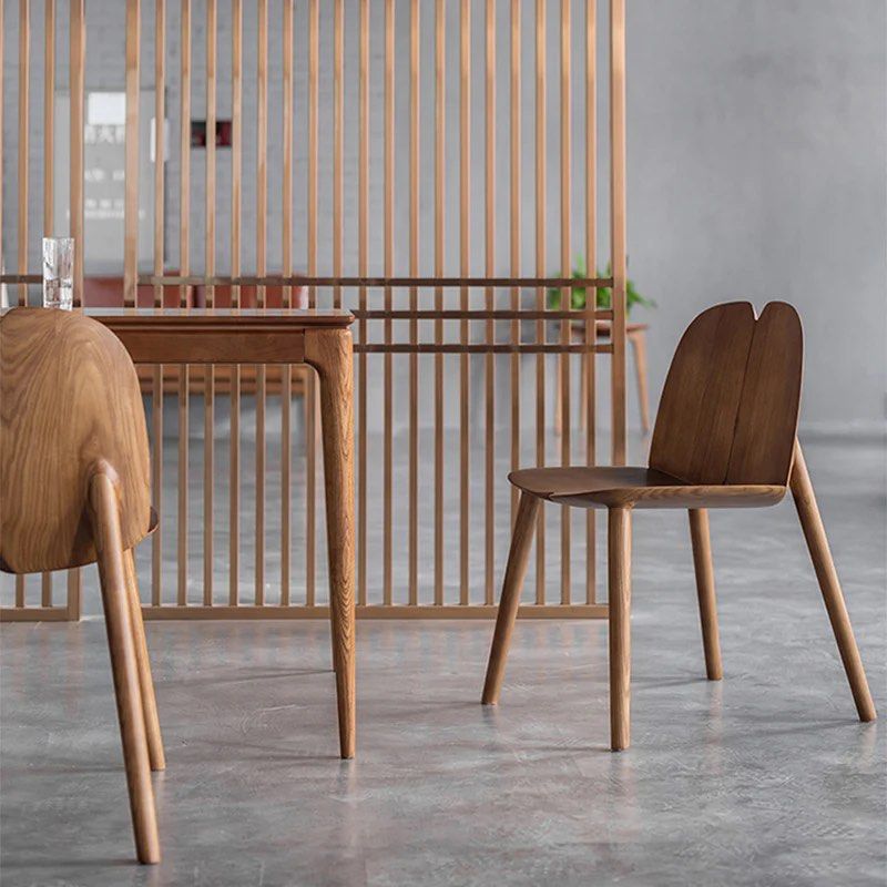 TRAYA Wood Dining Chair